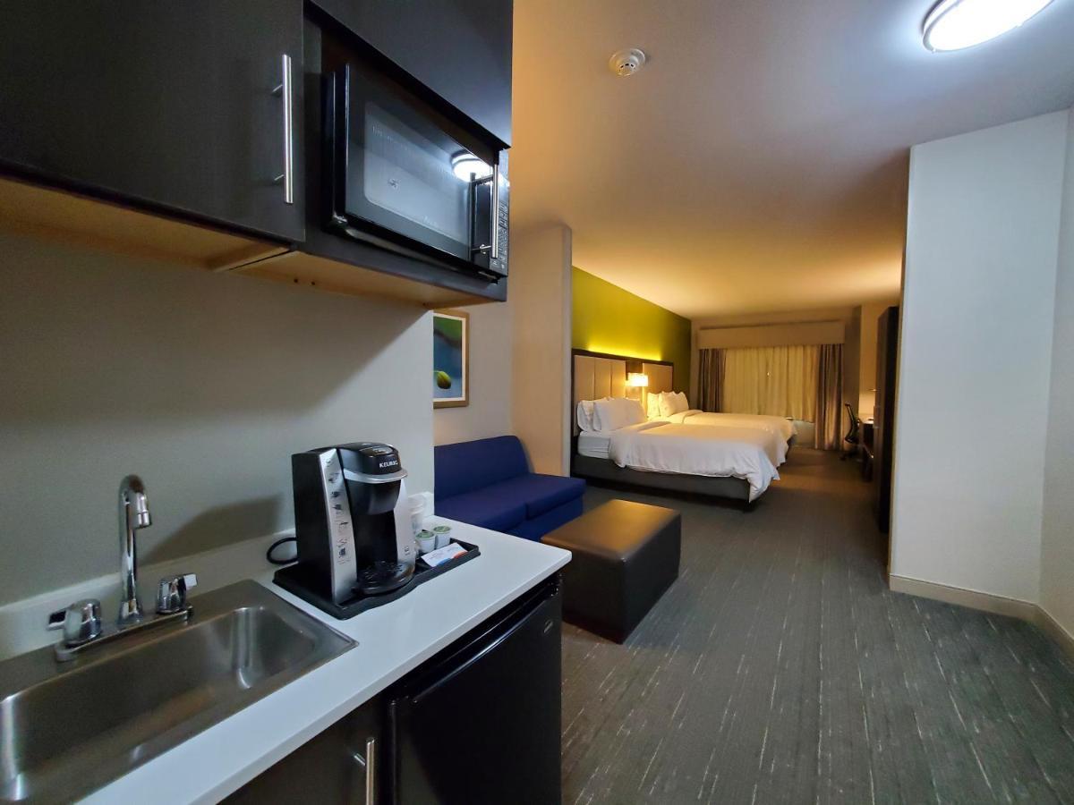 Holiday Inn Express Pearland By Ihg Esterno foto
