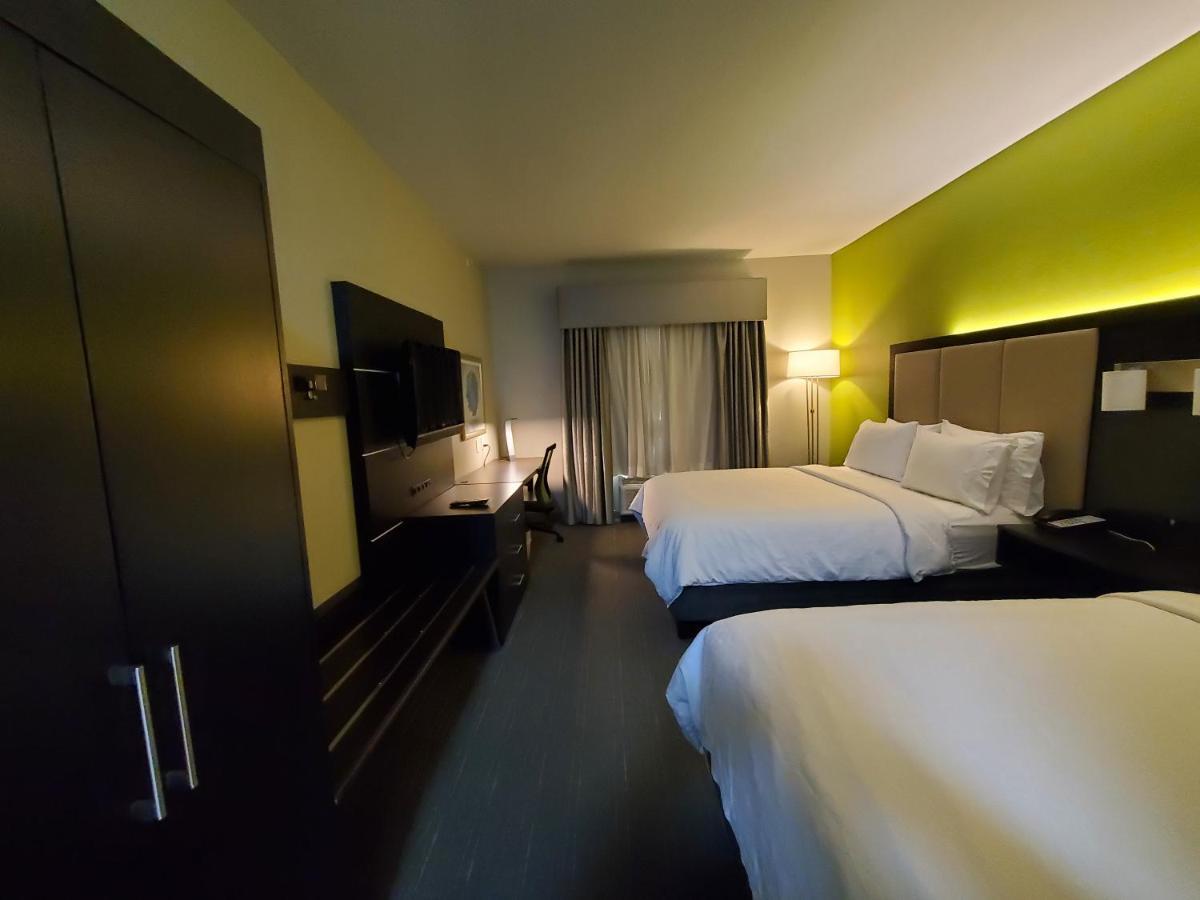 Holiday Inn Express Pearland By Ihg Esterno foto