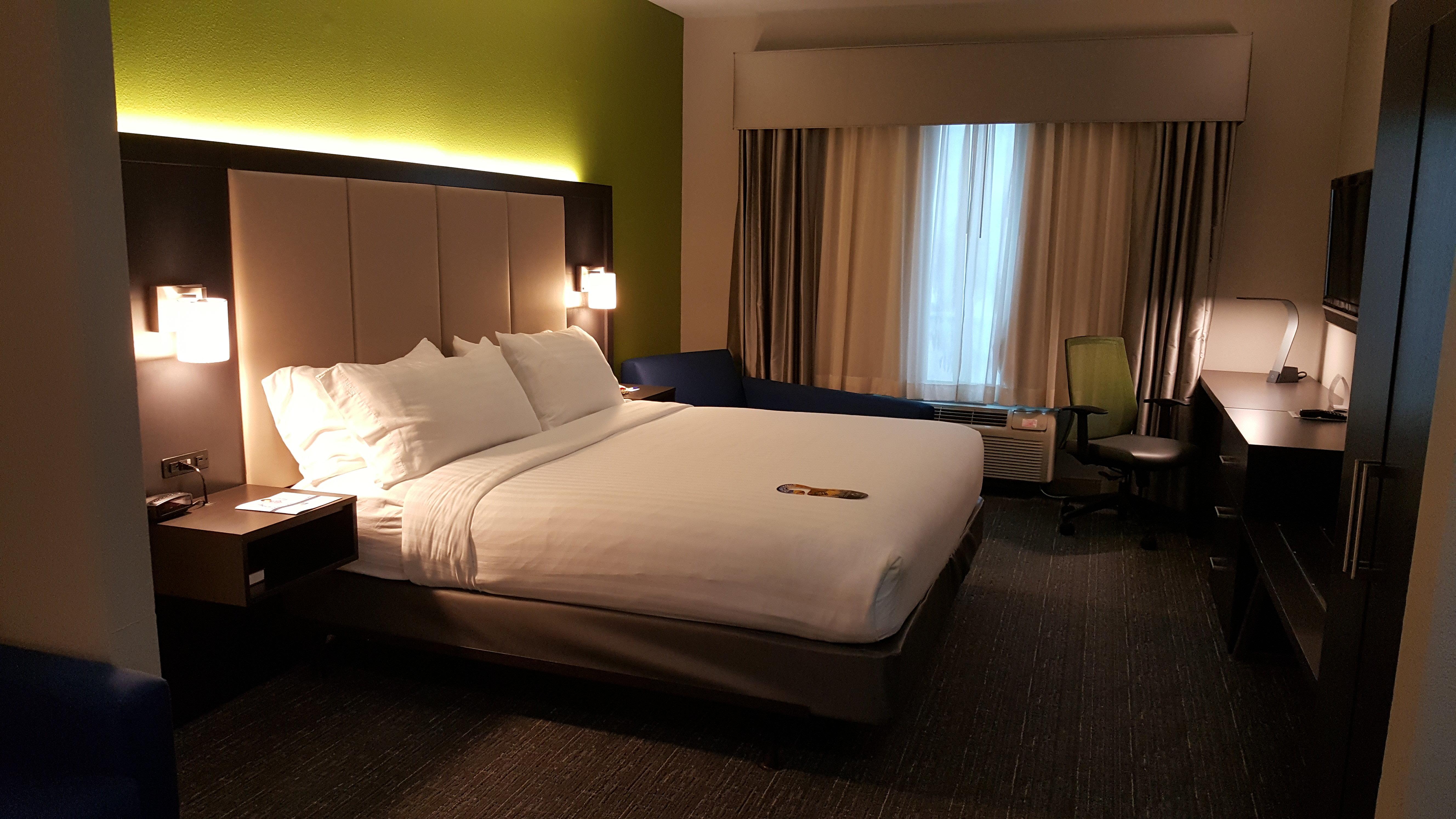 Holiday Inn Express Pearland By Ihg Esterno foto